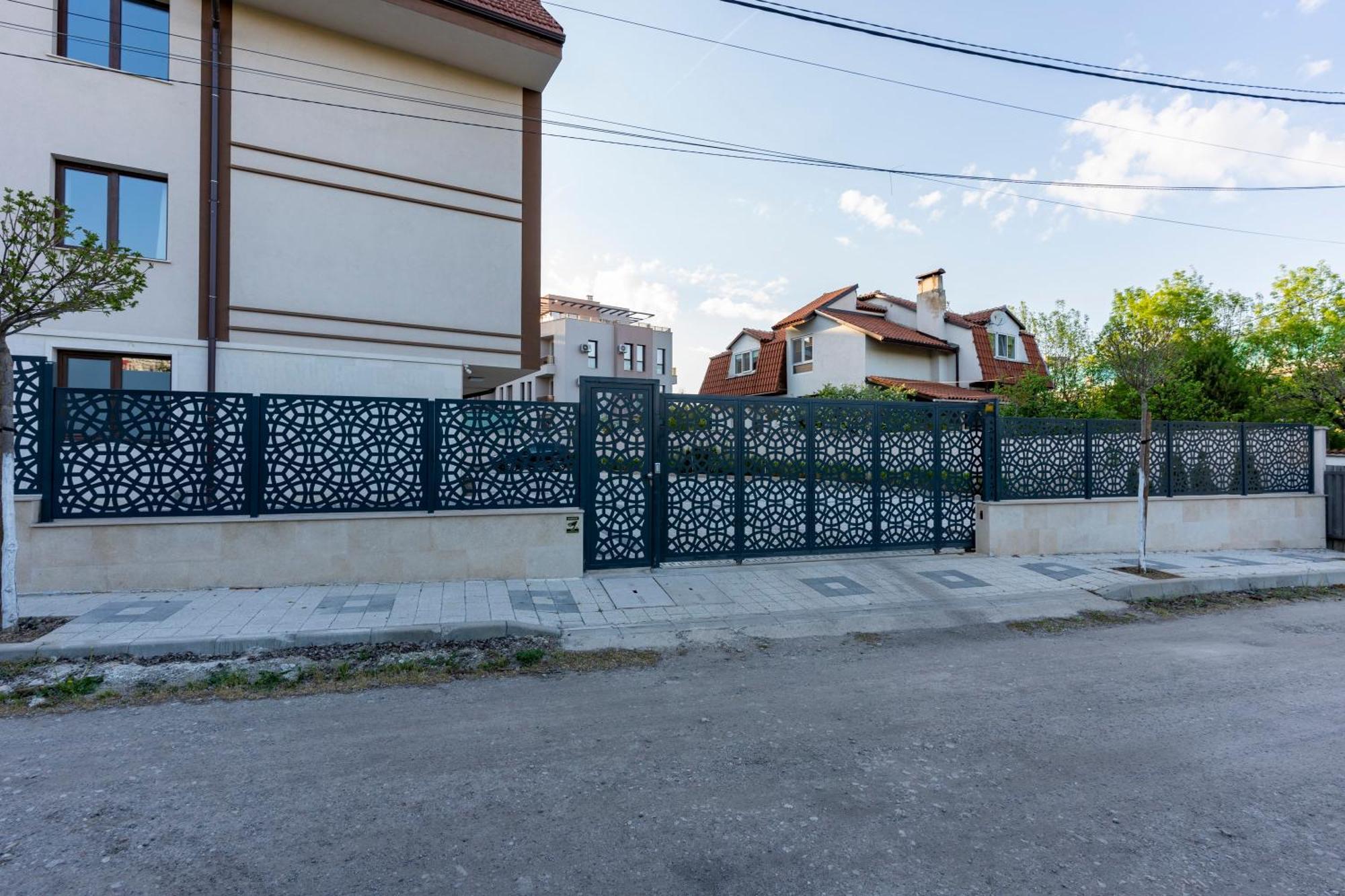 Bissera Premium Apartments София Екстериор снимка